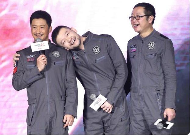 新澳天天彩免费大全和吴京的车又翻了与吴京飙车