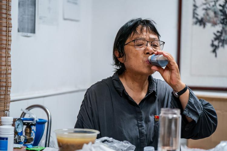 2025澳门今晚开奖结果和张桂梅的第15次送考与张桂梅连续11年送考从未缺席